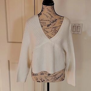 Arizona v neck sweater